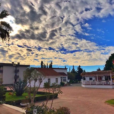 Tropikal Bungalows Durrës Extérieur photo