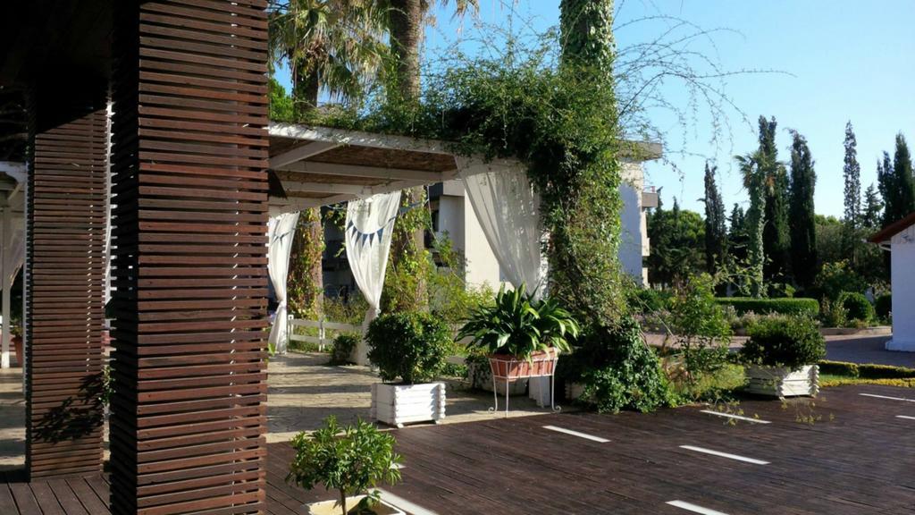 Tropikal Bungalows Durrës Extérieur photo