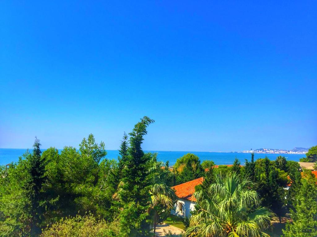 Tropikal Bungalows Durrës Extérieur photo