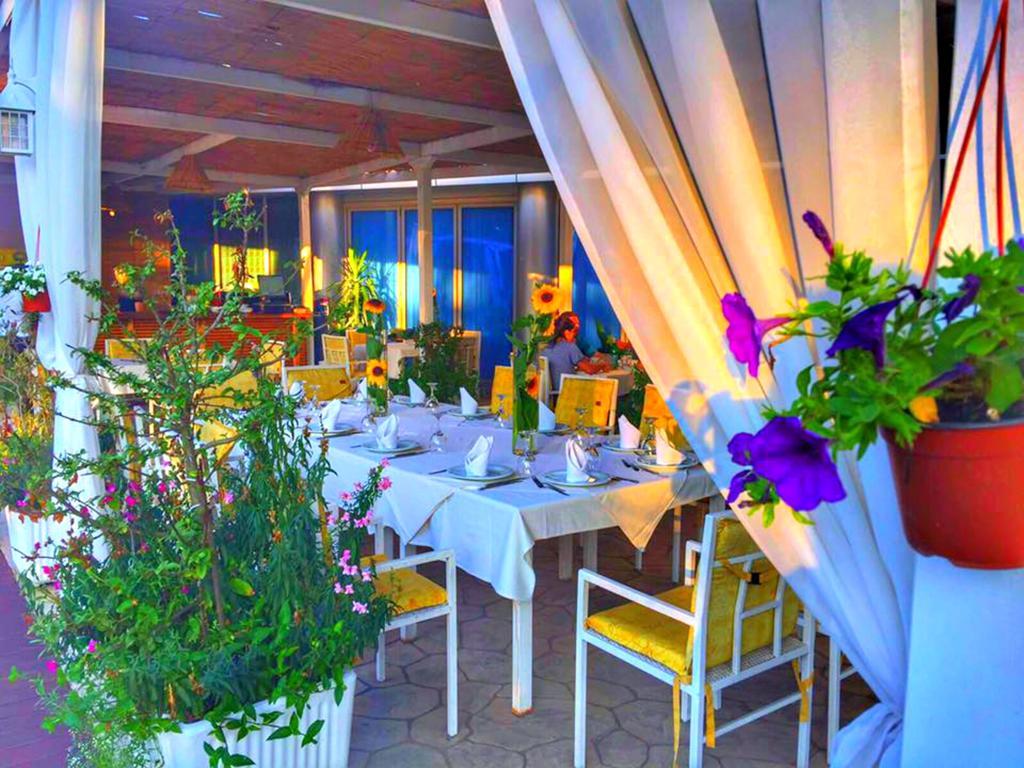 Tropikal Bungalows Durrës Extérieur photo