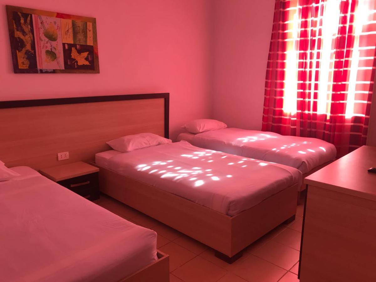 Tropikal Bungalows Durrës Extérieur photo