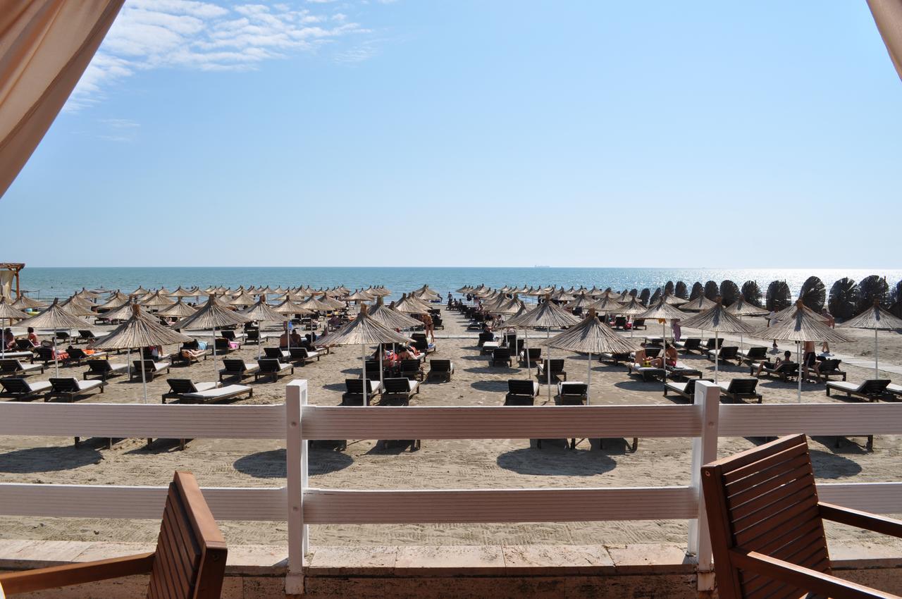 Tropikal Bungalows Durrës Extérieur photo