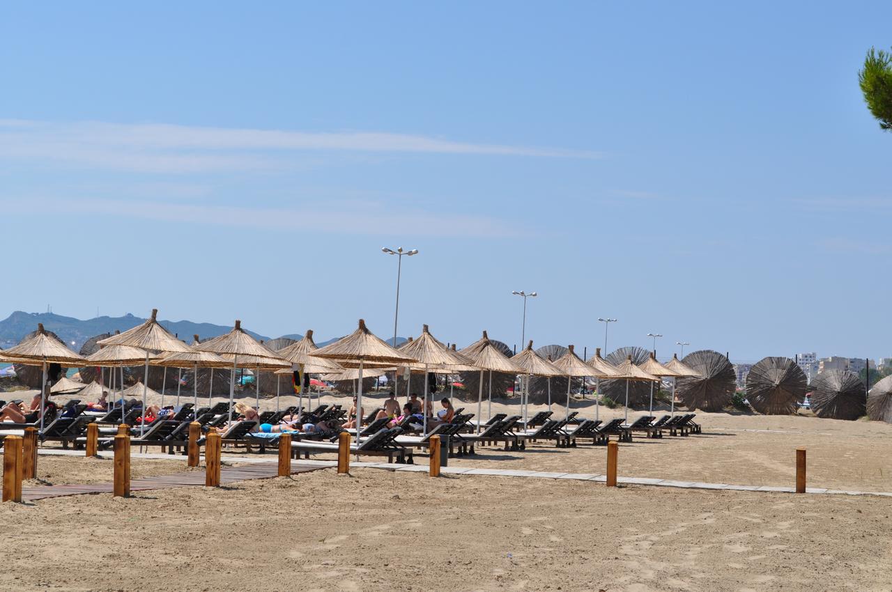 Tropikal Bungalows Durrës Extérieur photo
