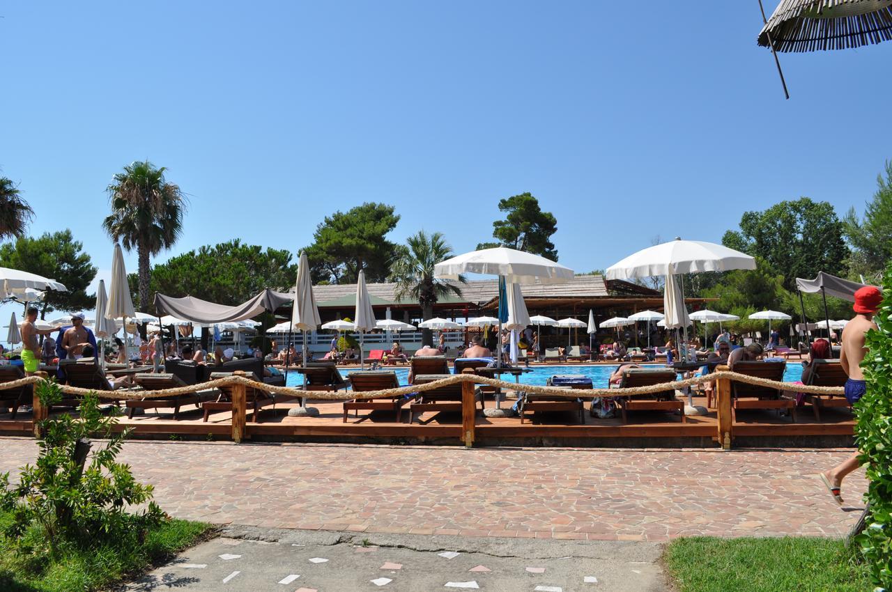 Tropikal Bungalows Durrës Extérieur photo